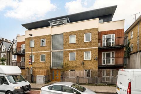 2 bedroom flat to rent, Campbell Road, London E3