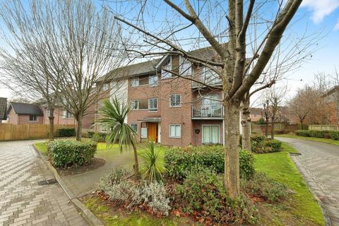 2 bedroom apartment to rent, Pillar Box Gardens, Basingstoke RG24