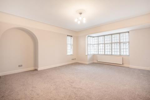 undefined, Queens Drive, London, W3