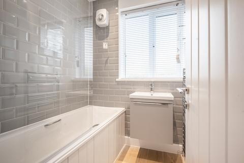 undefined, Queens Drive, London, W3