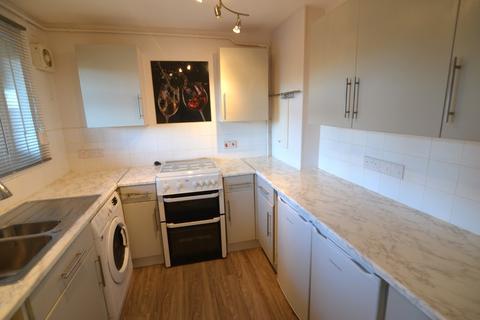 1 bedroom apartment to rent, Chickerell Road, Weymouth