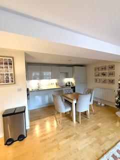 2 bedroom flat for sale, The Avenue, Leeds LS9