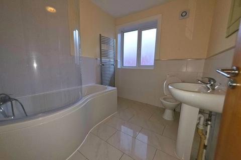 2 bedroom apartment for sale, Carlton Road South, Weymouth