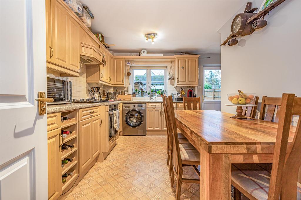 Kitchen - Dining Room 1.jpg