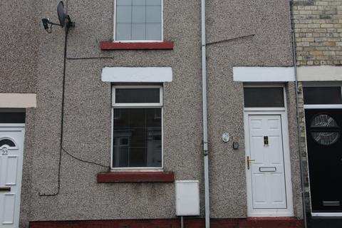 2 bedroom terraced house to rent, Gladstone Street, Crook