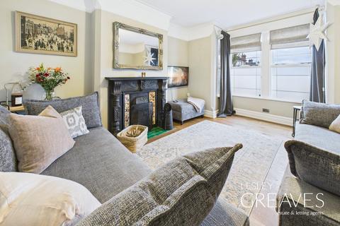 4 bedroom semi-detached house for sale, Gedling Road, Carlton, Nottingham