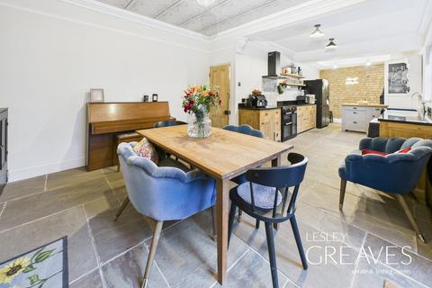 4 bedroom semi-detached house for sale, Gedling Road, Carlton, Nottingham
