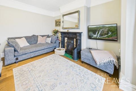 4 bedroom semi-detached house for sale, Gedling Road, Carlton, Nottingham
