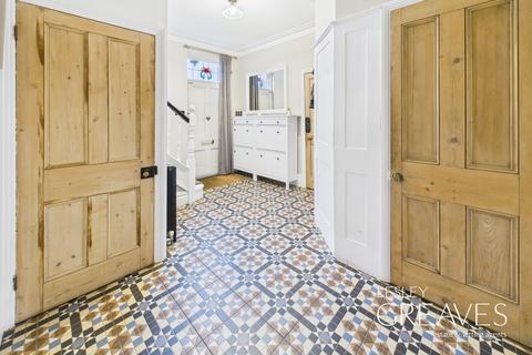 4 bedroom semi-detached house for sale, Gedling Road, Carlton, Nottingham