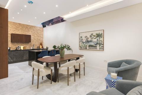3 bedroom house for sale, Lexham Mews, Kensington, London