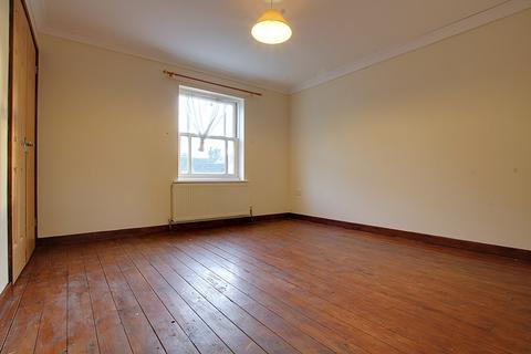3 bedroom end of terrace house to rent, Huntingdon Road, Chatteris