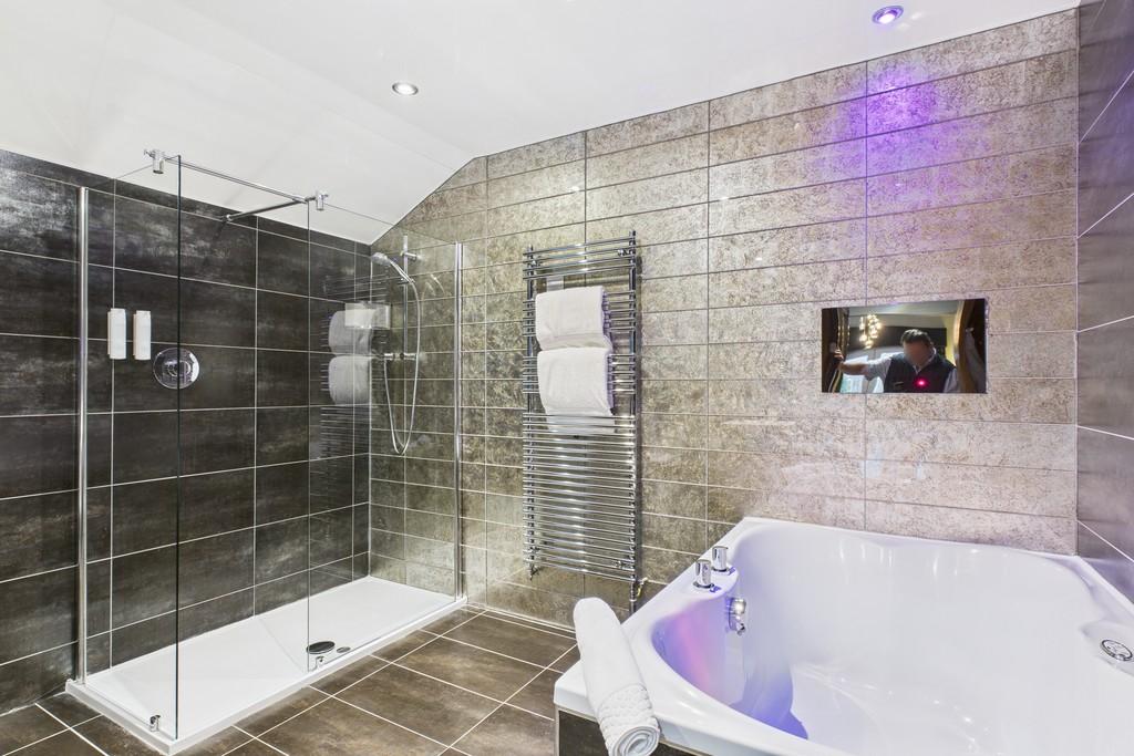 En Suite Bathroom