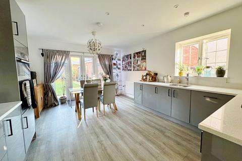 undefined, Thomas Bates Road, Kenilworth