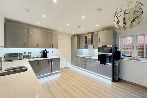undefined, Thomas Bates Road, Kenilworth