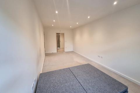 2 bedroom apartment to rent, Oxford Road, Birmingham B13