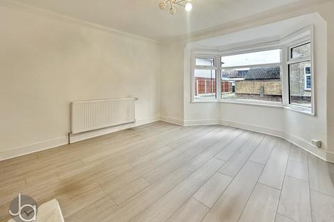 3 bedroom terraced house for sale, Saville Street, Essex CO14