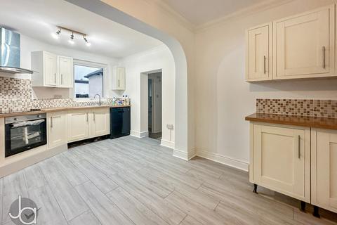 3 bedroom terraced house for sale, Saville Street, Essex CO14