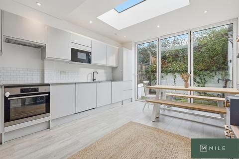3 bedroom terraced house for sale, Old Oak Lane, London NW10