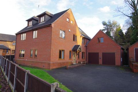 undefined, Balance Hill, Uttoxeter