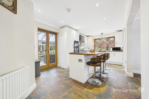 undefined, Balance Hill, Uttoxeter