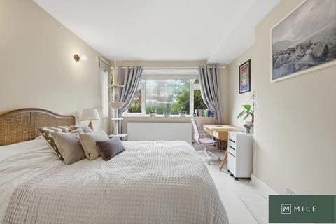 2 bedroom apartment for sale, Chambers Lane, London