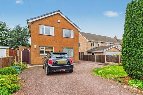 3 bedroom detached house for sale, Cannock Road, Stafford