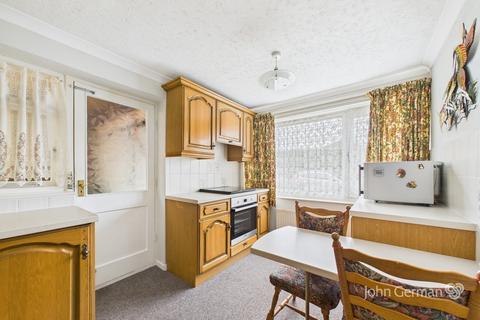 2 bedroom link detached house for sale, Cedar Way, Stafford