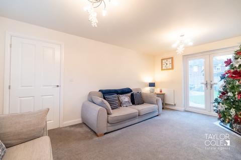 3 bedroom detached house for sale, Austen Drive, Tamworth