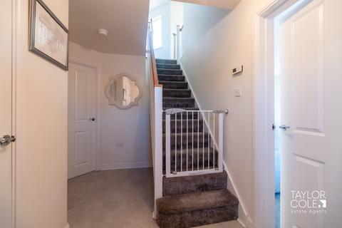 3 bedroom detached house for sale, Austen Drive, Tamworth