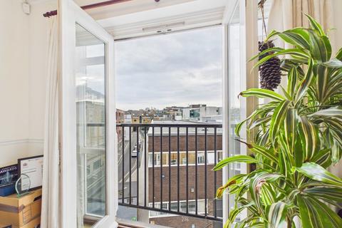 2 bedroom apartment to rent, Leathermarket Court, Bermondsey