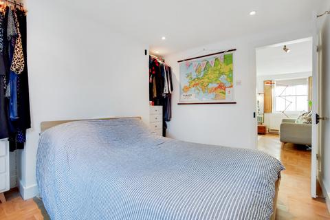 1 bedroom apartment for sale, Surrey Square, Old Kent Road