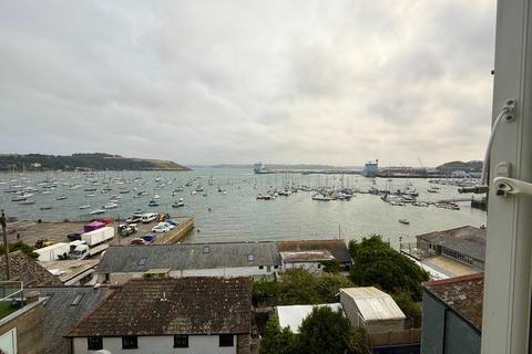4 bedroom maisonette to rent, Church Street, Falmouth TR11