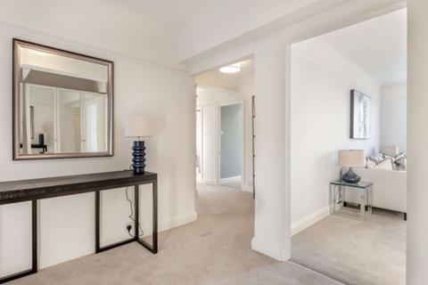 undefined, South Kensington, London