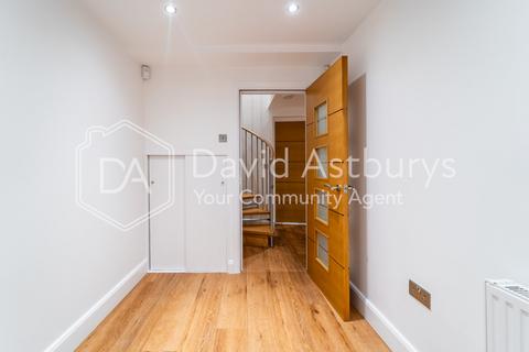 2 bedroom flat to rent, Newington Green Road, Islington, London