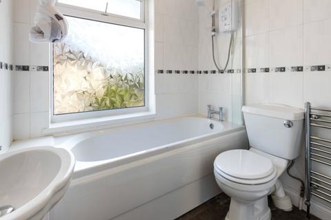 3 bedroom semi-detached house for sale, Columbia Road, Grimsby, North East Lincs, DN32
