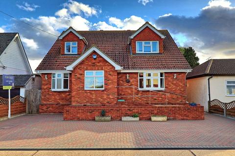 undefined, Riverton Drive, Southminster CM0