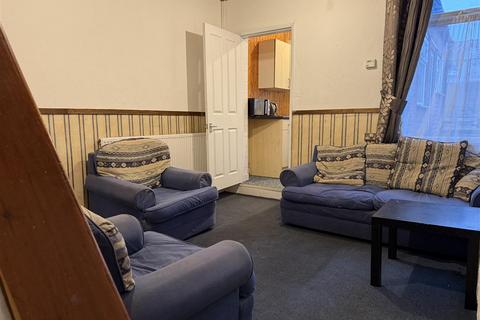 2 bedroom terraced house for sale, Chandos Street, Stoke, Coventry * Vacant Possession*