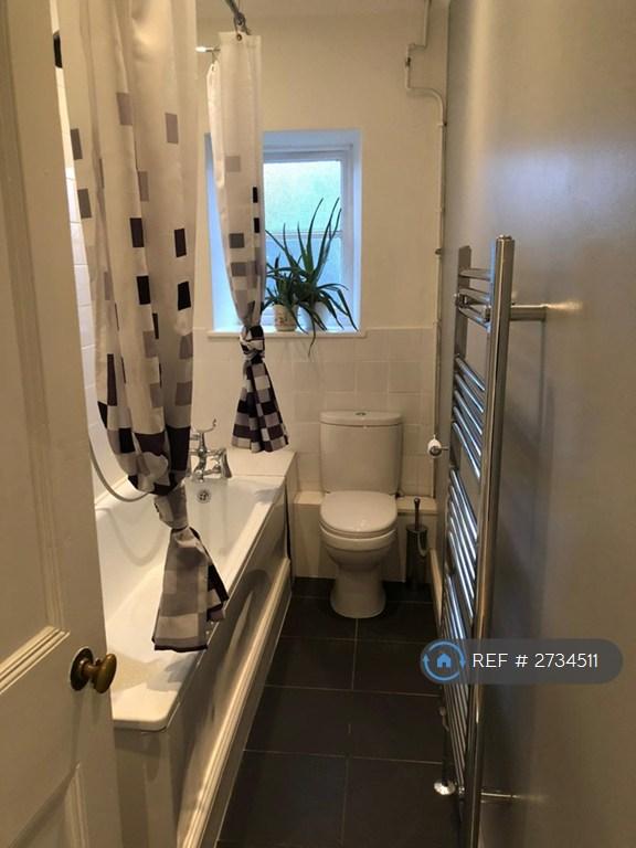 Main Bathroom