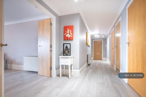 2 bedroom flat to rent, Antilles Bay Apartments, London, E14