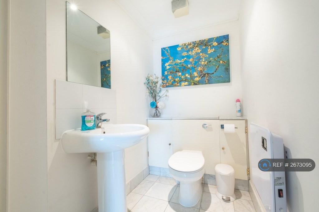 Guest Toilet