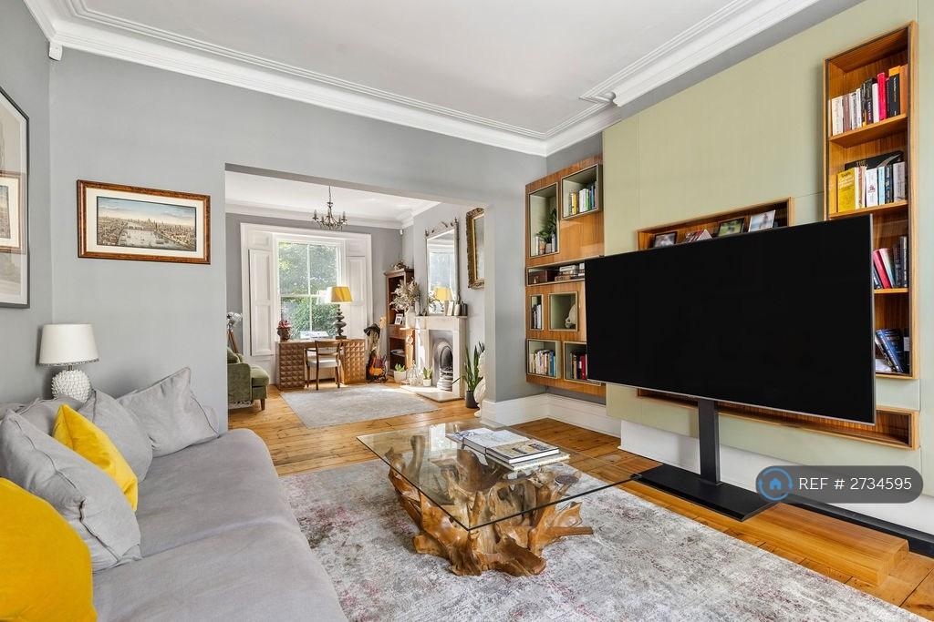 Living Room 4