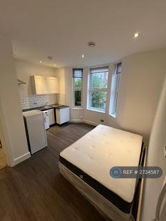 undefined, Quadrant Road, Thornton Heath, CR7