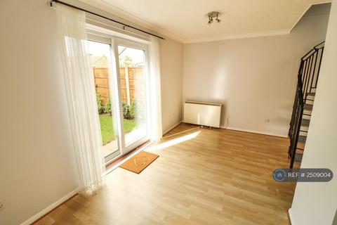 undefined, Kiln Way, Badgers Dene, Grays, RM17