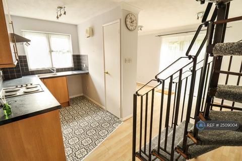 undefined, Kiln Way, Badgers Dene, Grays, RM17