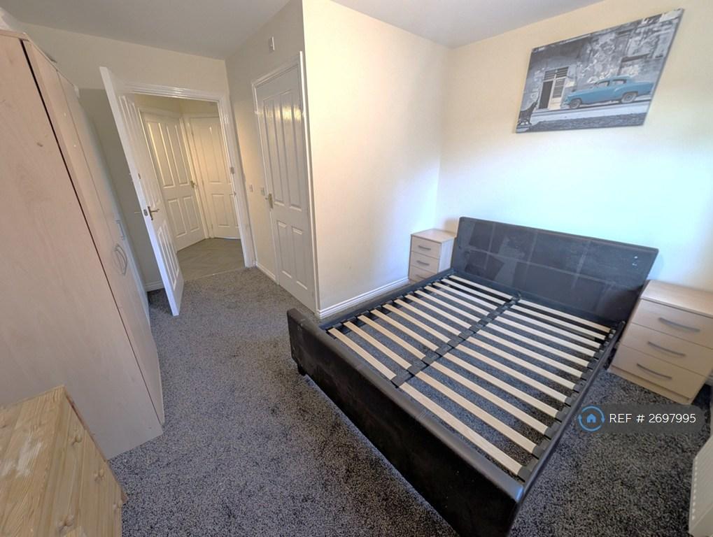 Ensuite Bedroom