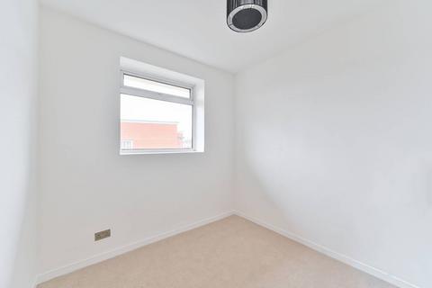 1 bedroom flat for sale, Chalmers House, York Road, Battersea, London, SW11