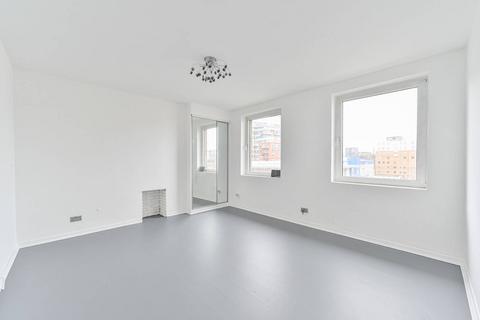 1 bedroom flat for sale, Chalmers House, York Road, Battersea, London, SW11