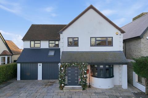 5 bedroom detached house for sale, Great Wheatley Road, Rayleigh, SS6