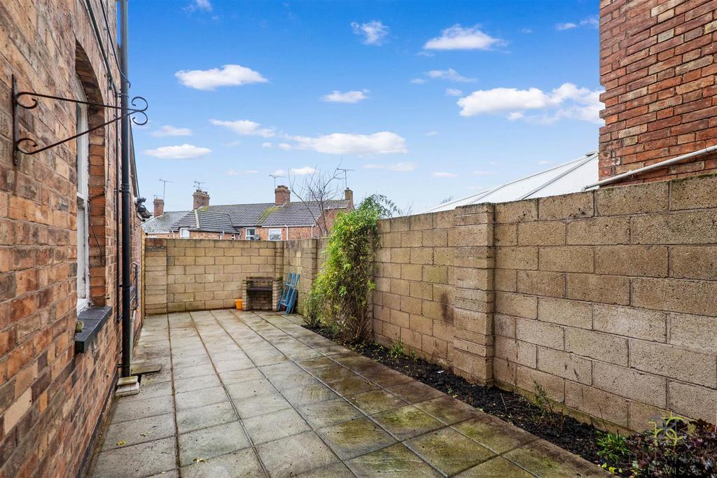 Rear Courtyard