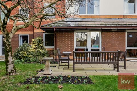 2 bedroom apartment for sale, Swanbrook Court, Bridge Avenue, Maidenhead, SL6
